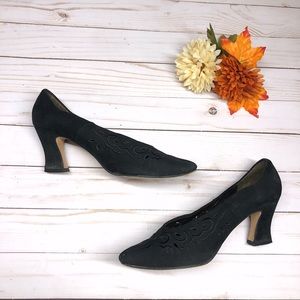 Vintage Apostrophe Heels!!